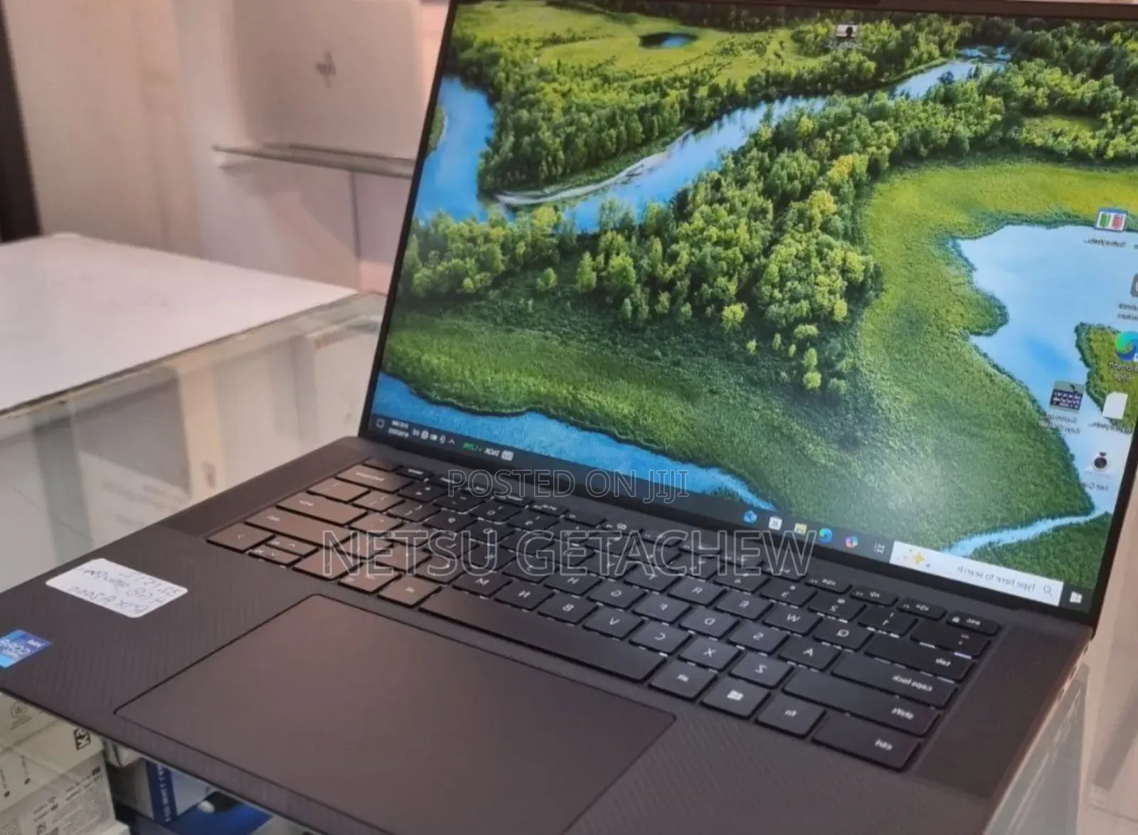 New Laptop Dell Precision 5570 16GB Intel Core I7 SSD 512GB