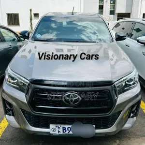 Photo - Toyota Hilux 2020 Brown