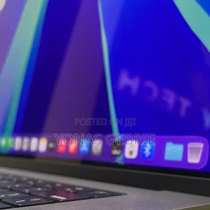 New Laptop Apple MacBook Pro 2021 M1 64GB Apple M1 Pro SSD 1T