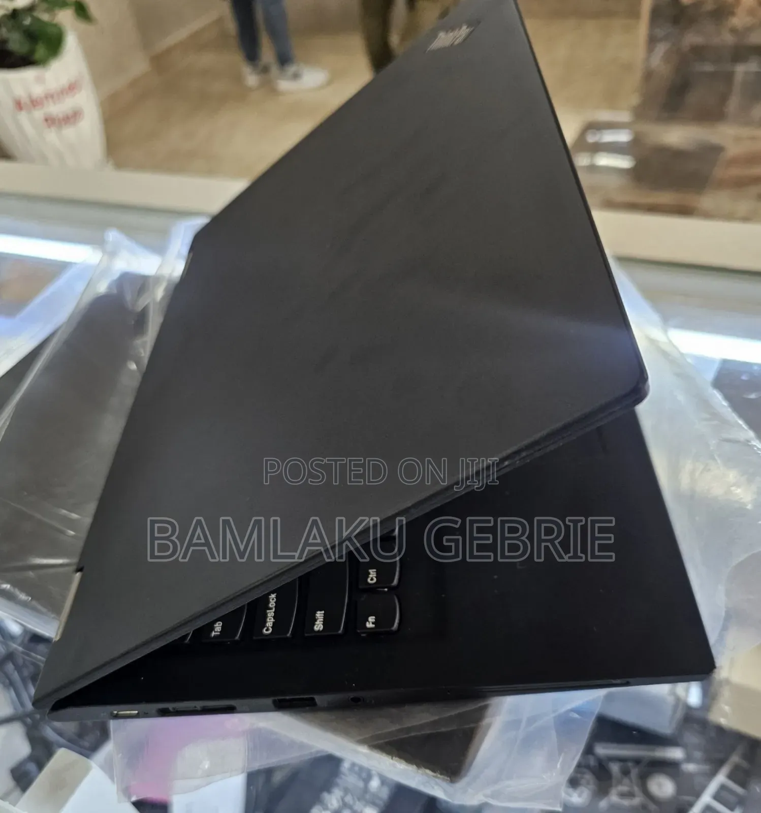 New Laptop Lenovo ThinkPad X390 Yoga 16GB Intel Core I7 SSD 512GB