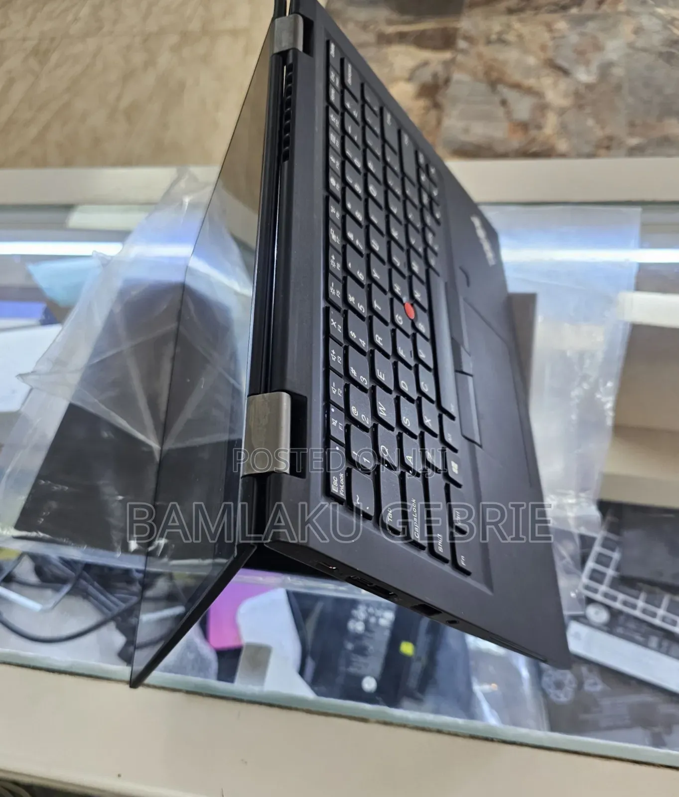 New Laptop Lenovo ThinkPad X390 Yoga 16GB Intel Core I7 SSD 512GB