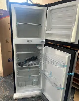  Pretty 200 L Refrigerator – Compact Size, Reliable Performance!