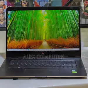 New Laptop HP Spectre X360 15 16GB Intel Core I7 SSD 512GB