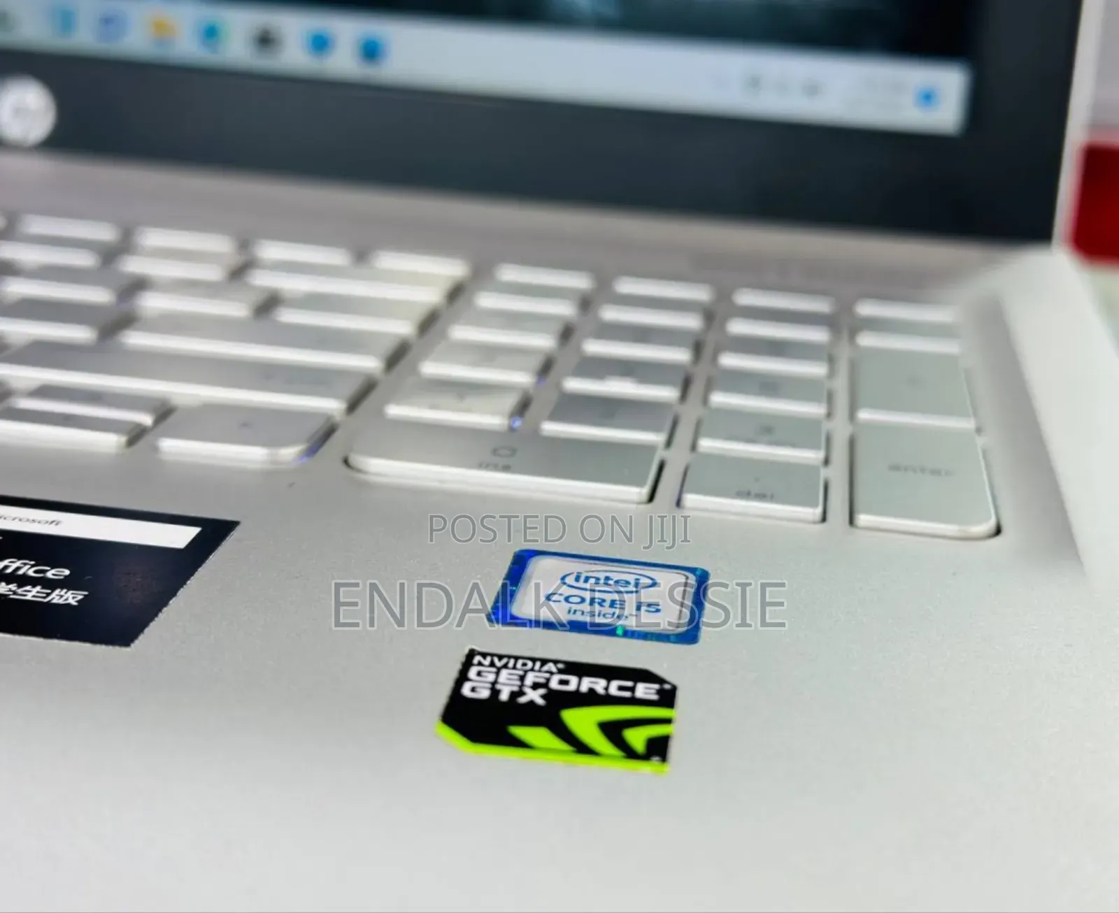 New Laptop HP 8GB Intel Core I5 SSD 1T