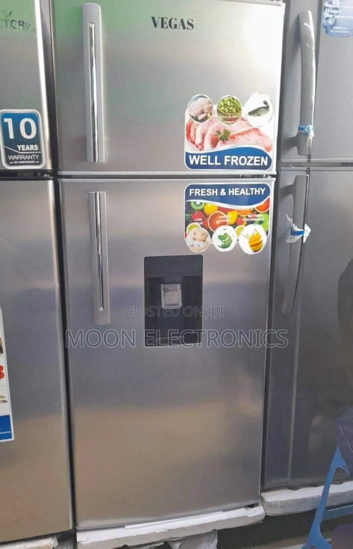 Vegas 210 L Refrigerator – Compact, Reliable Energy‐Smart!