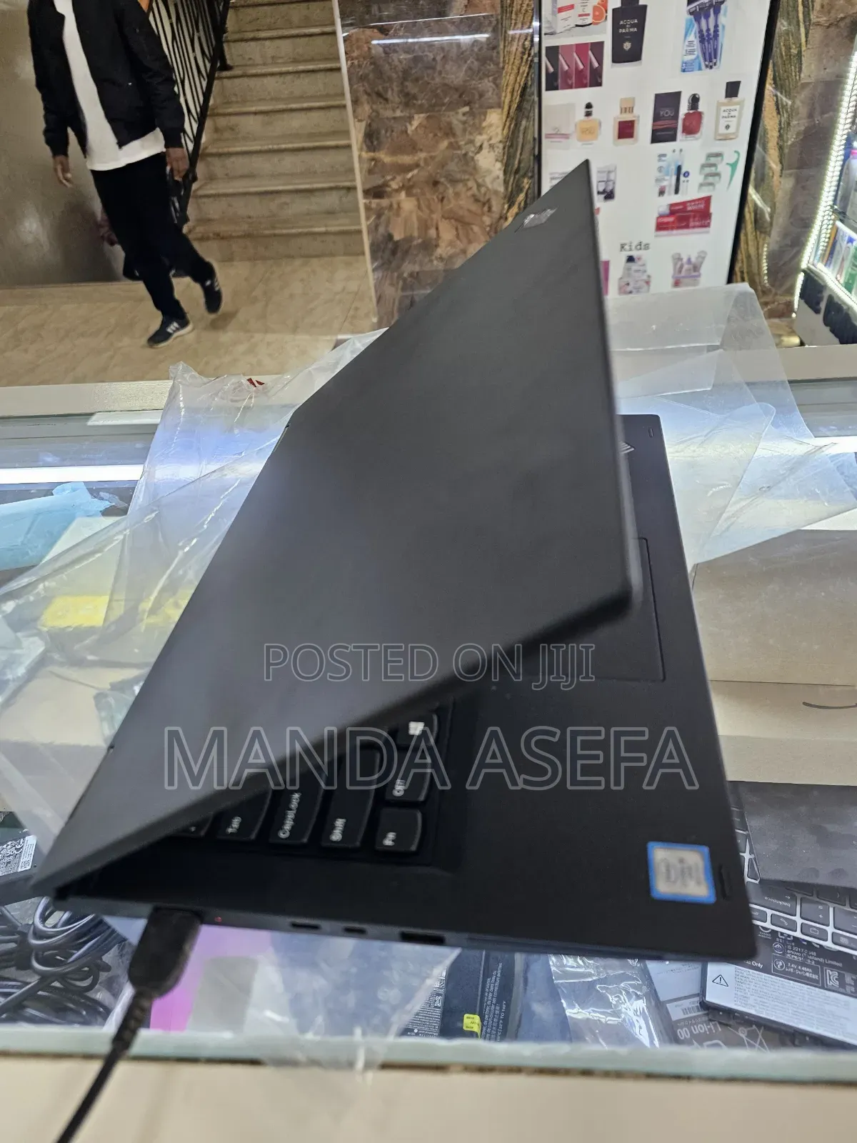 New Laptop Lenovo ThinkPad Yoga 8GB Intel Core I5 SSD 512GB