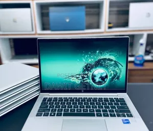 New Laptop HP EliteBook 830 G8 16GB Intel Core I5 SSD 512GB