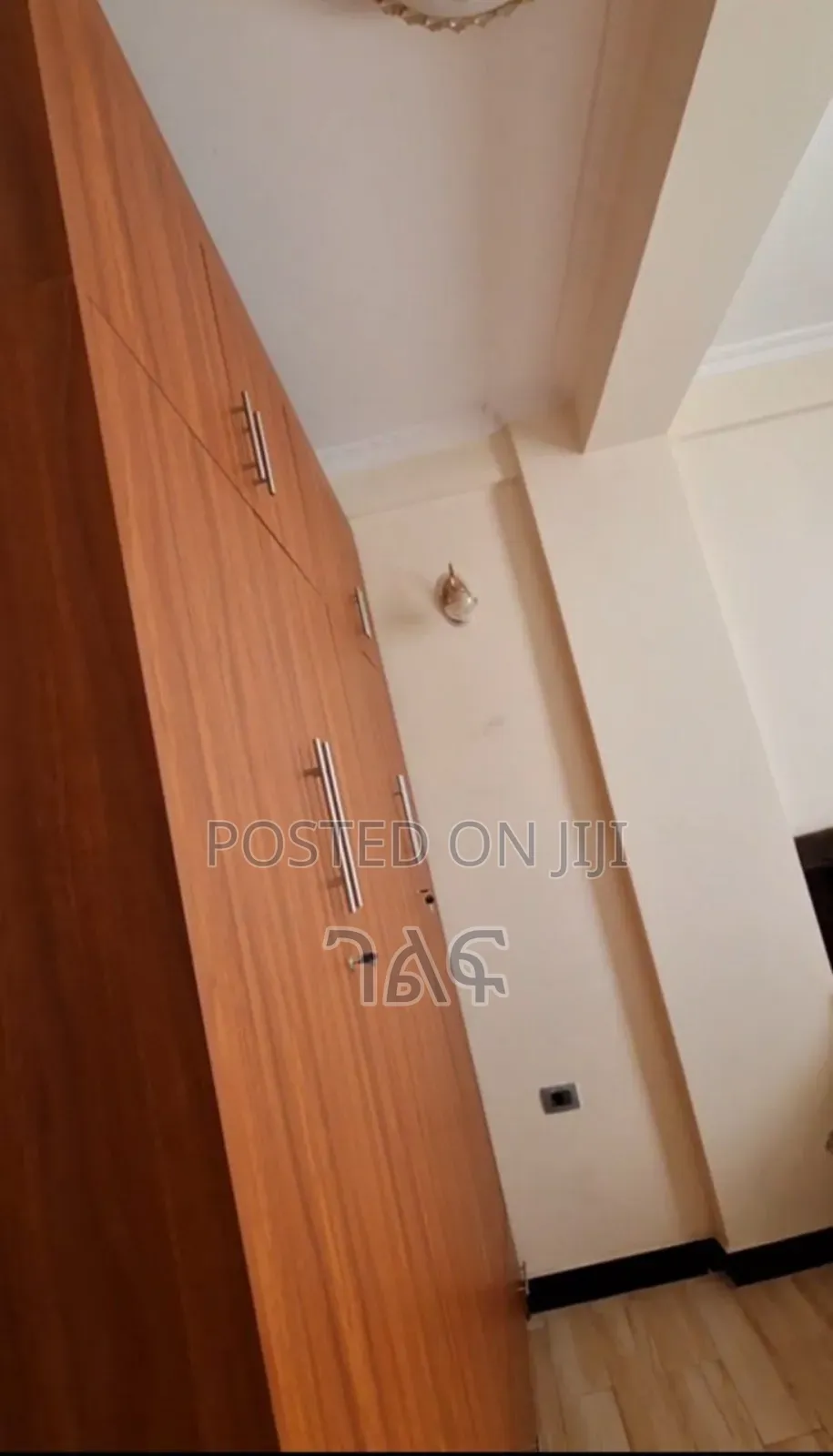 3bdrm Apartment in Cmc ፀሀይ ሪልስቴት ጀርባ, Bole for sale