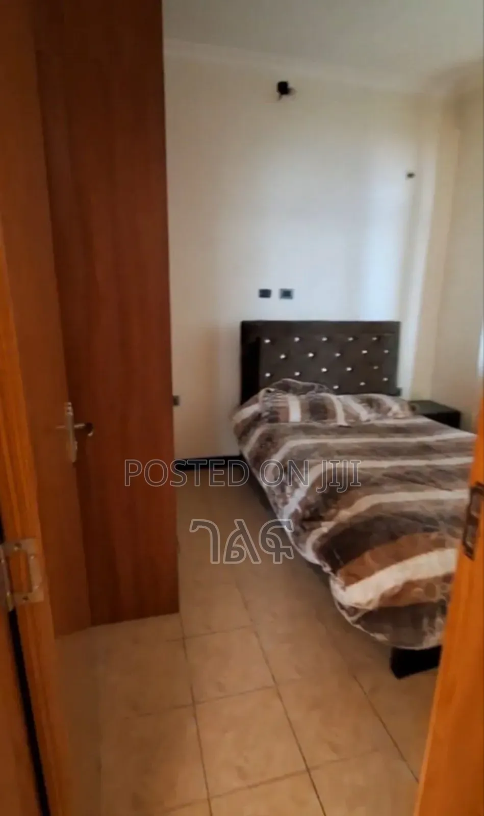 3bdrm Apartment in Cmc ፀሀይ ሪልስቴት ጀርባ, Bole for sale