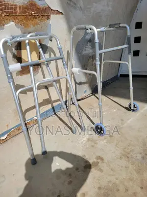 Photo - Walker夢商walking Frame With 2 Set of Wheels 2 Set of Rubber-Tipped