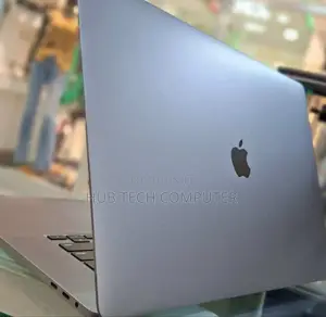 New Laptop Apple MacBook Pro 2019 32GB Intel Core I9 SSD 512GB