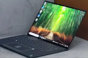 Photo - New Laptop Dell Latitude 9440 32GB Intel Core I7 SSD 512GB