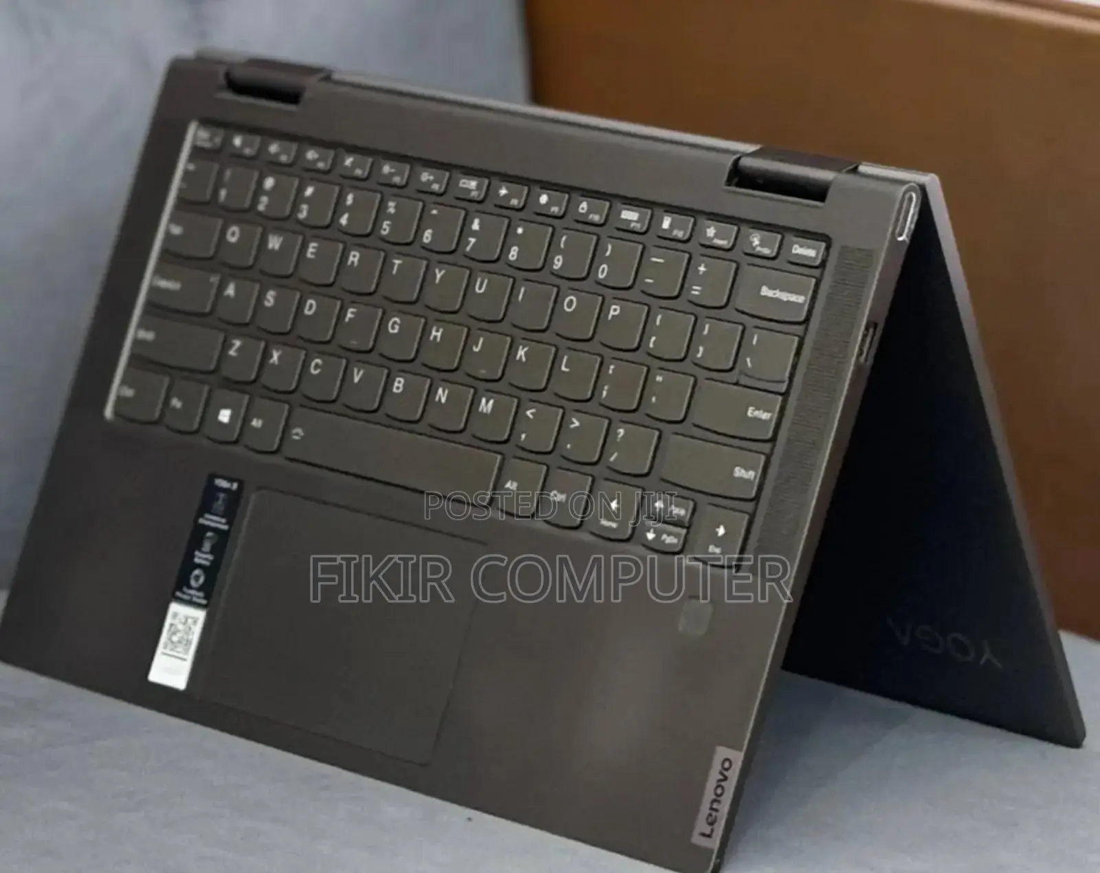 New Laptop Lenovo Yoga 7i 12GB Intel Core I5 SSD 512GB