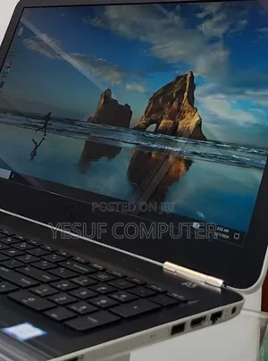 Photo - New Laptop HP Pavilion 15 8GB Intel Core I5 SSD 1T