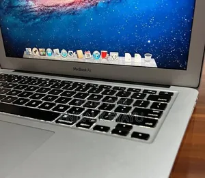 Laptop Apple MacBook Air 2015 8GB Intel Core I5 SSD 256GB