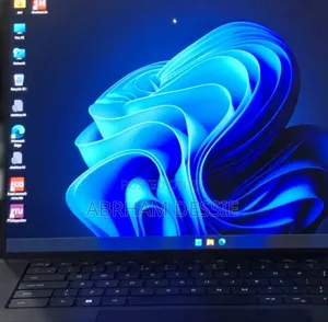 New Laptop Dell 16GB Intel Core I7 SSD 512GB