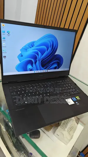 New Laptop HP Omen 16 16GB Intel Core I7 SSD 512GB