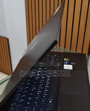 New Laptop HP Omen 16 16GB Intel Core I7 SSD 512GB