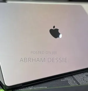 New Laptop Apple MacBook Pro M1 32GB Apple M1 Pro SSD 512GB