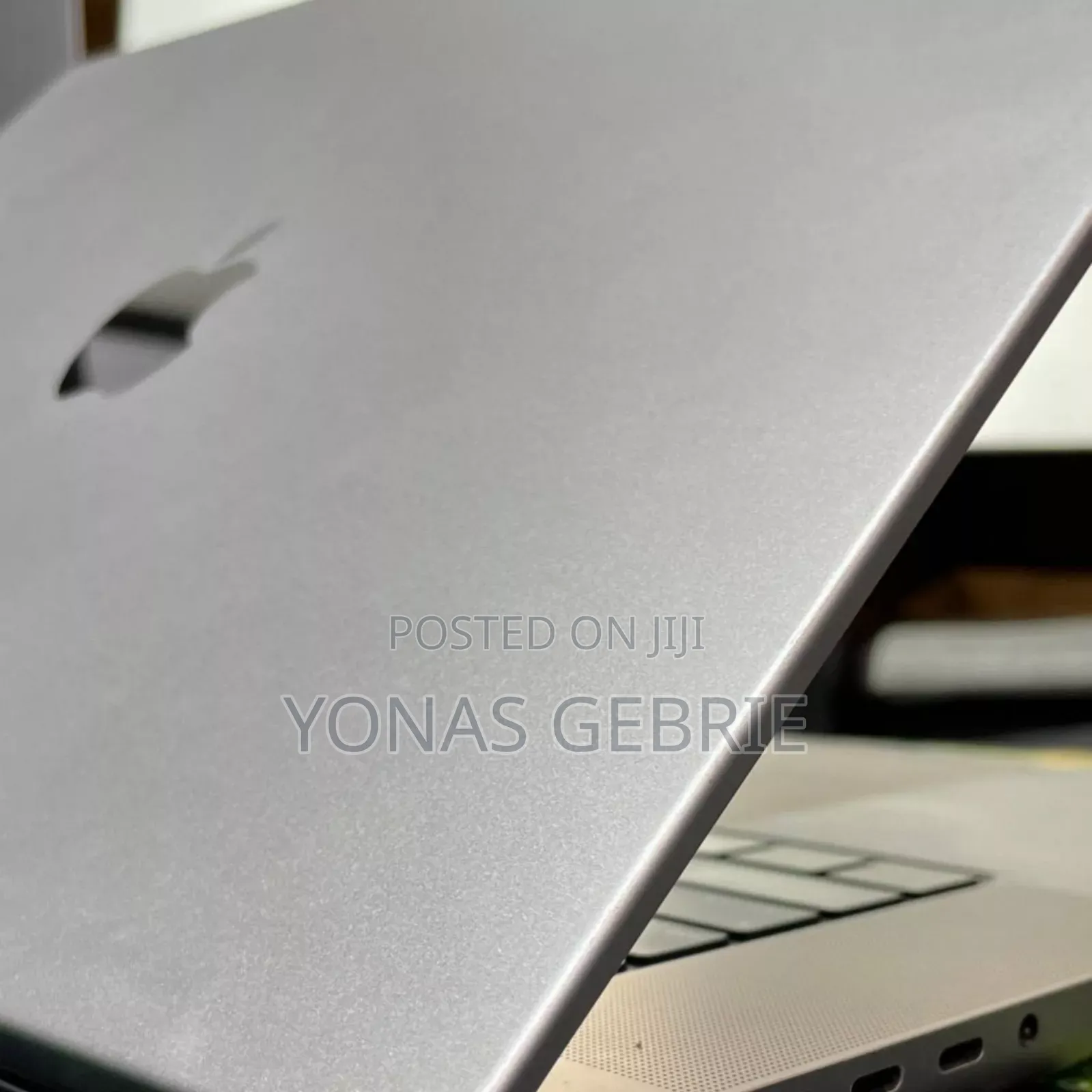 New Laptop Apple MacBook Pro 2021 M1 64GB Apple M1 Pro SSD 1T