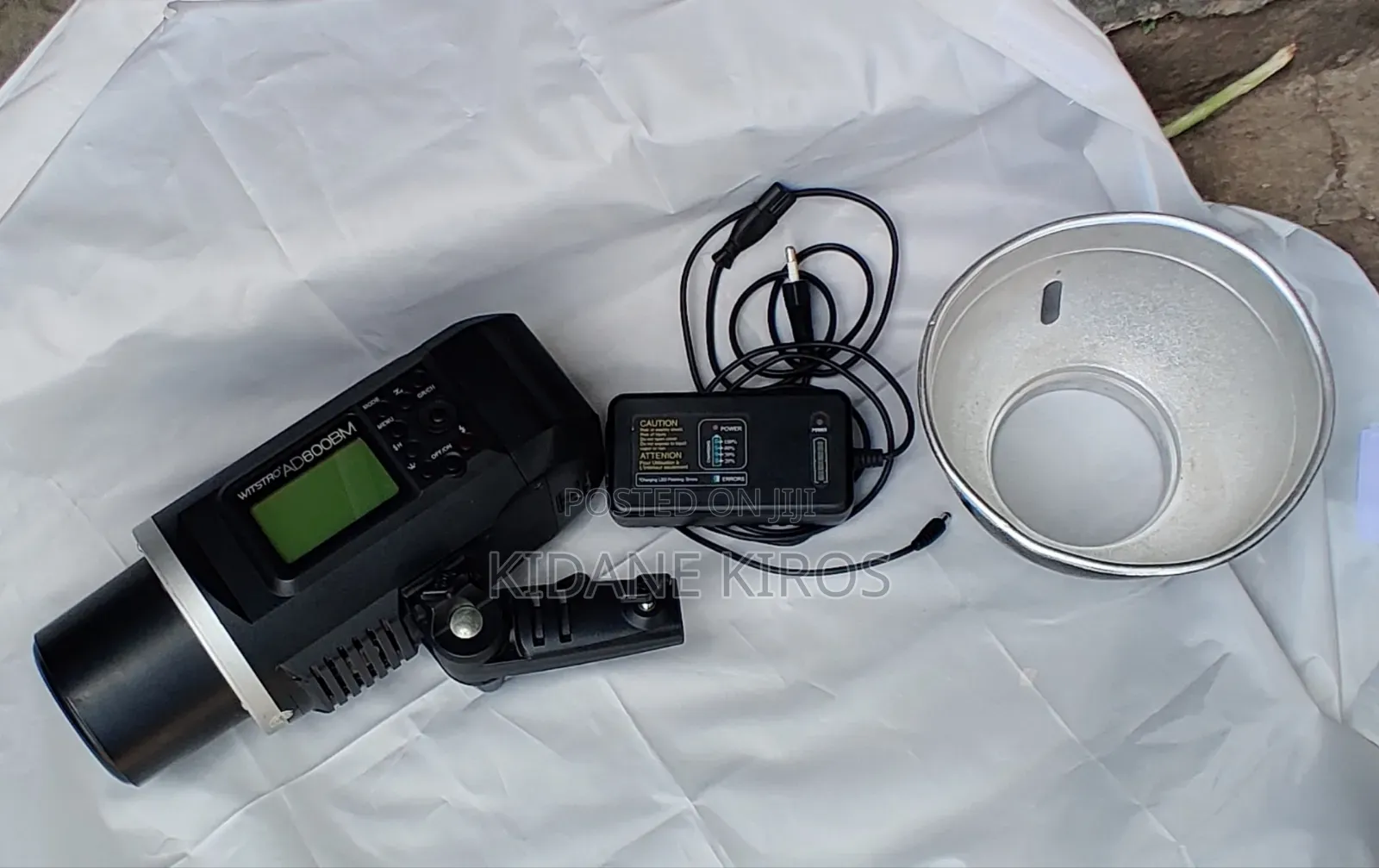 Godox Ad600 Bm + Softbox + Stand