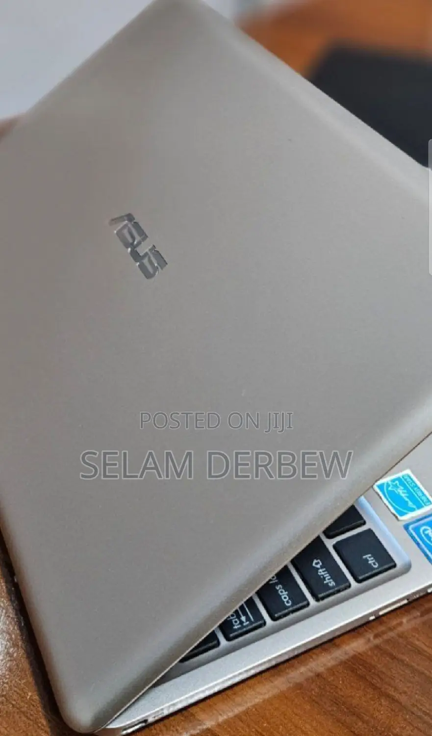 Laptop Asus A42JB 2GB Intel Core 2 Quad SSD 32GB