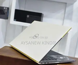 New Laptop Dell XPS 15 9530 32GB Intel Core I9 SSD 1T