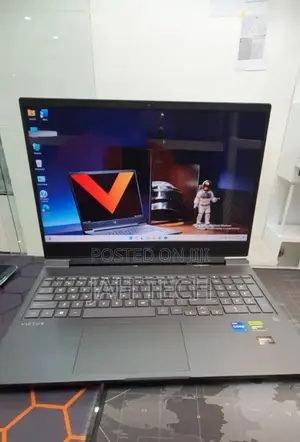 New Laptop HP Victus 16 16GB Intel Core I7 SSD 1T