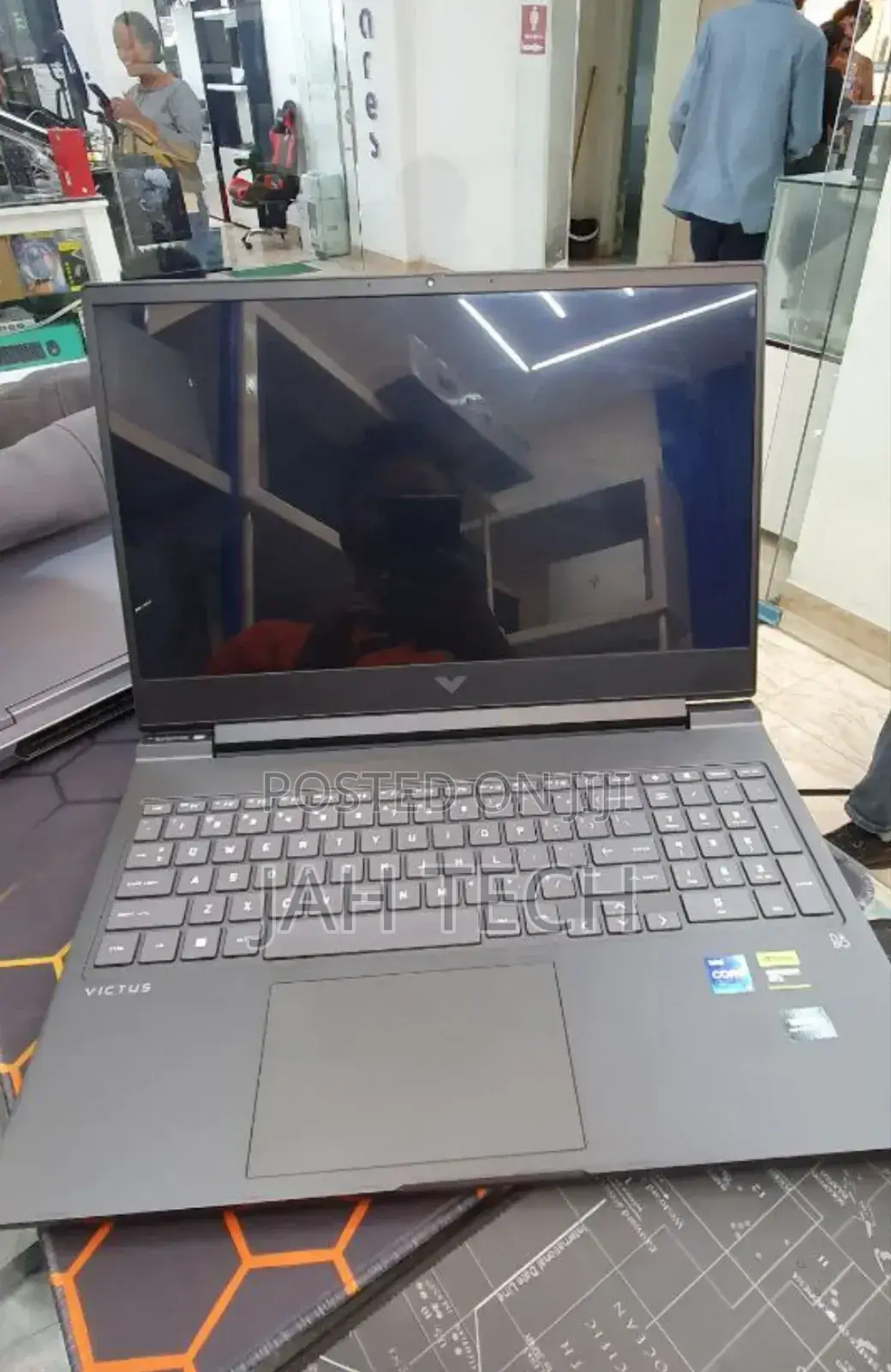 New Laptop HP Victus 16 16GB Intel Core I7 SSD 1T