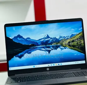 New Laptop HP 8GB Intel Core I5 SSD 1T