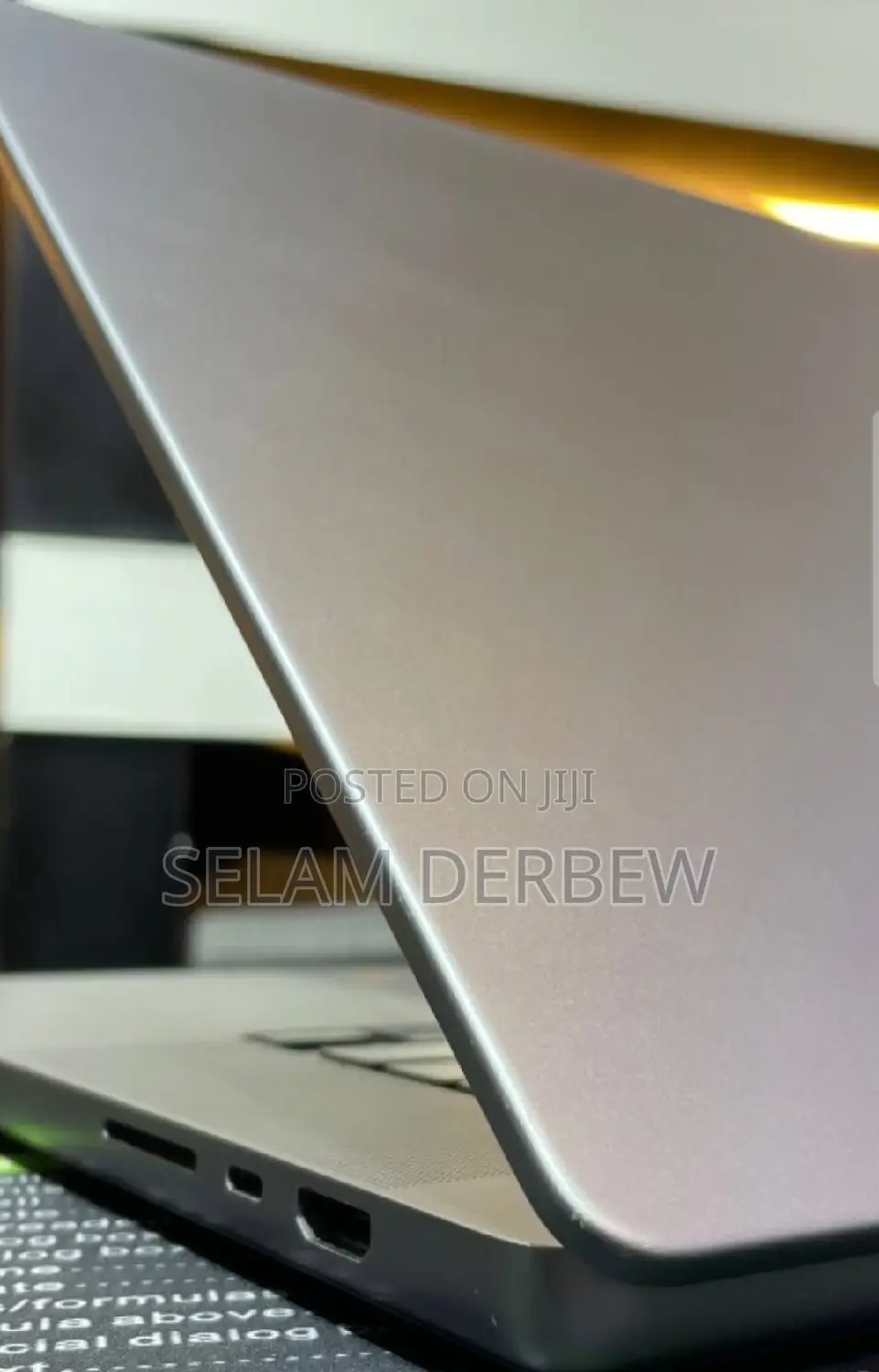 New Laptop Apple MacBook Pro 64GB Apple M1 Max SSD 1T