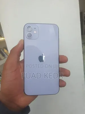 Photo - Apple iPhone 11 64 GB Blue