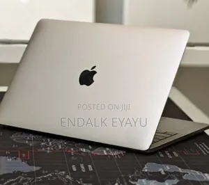 New Laptop Apple MacBook Pro 2019 16GB Intel Core I7 SSD 512GB