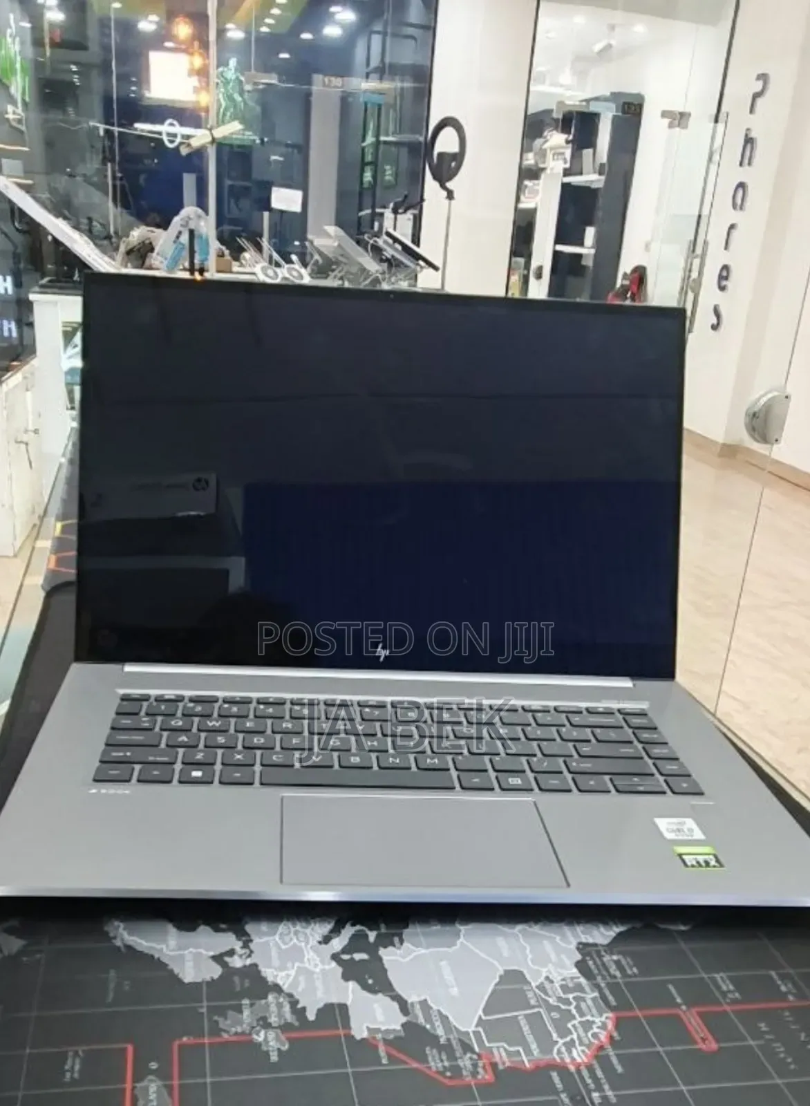 New Laptop HP ZBook Firefly 15 G7 16GB Intel Core I7 SSD 1T