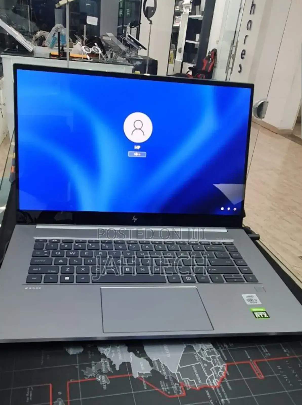 New Laptop HP ZBook Firefly 15 G7 16GB Intel Core I7 SSD 1T