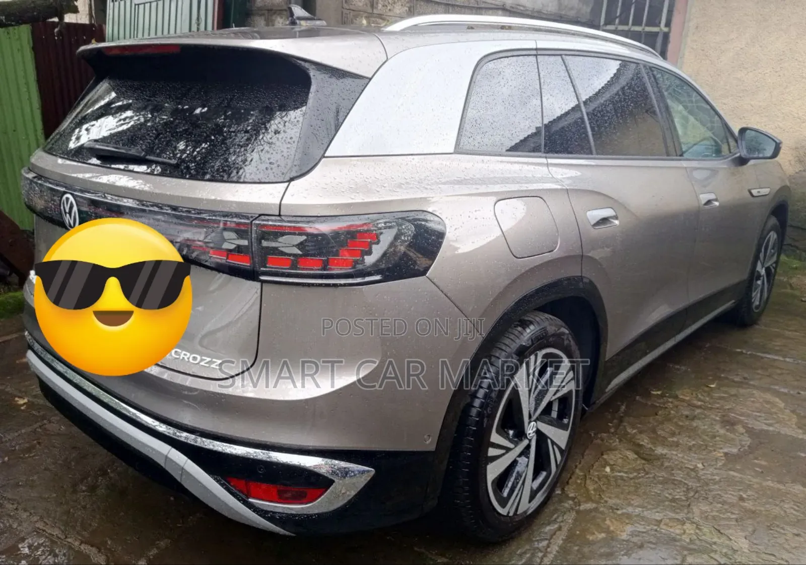 Volkswagen ID.6 2025 Gold