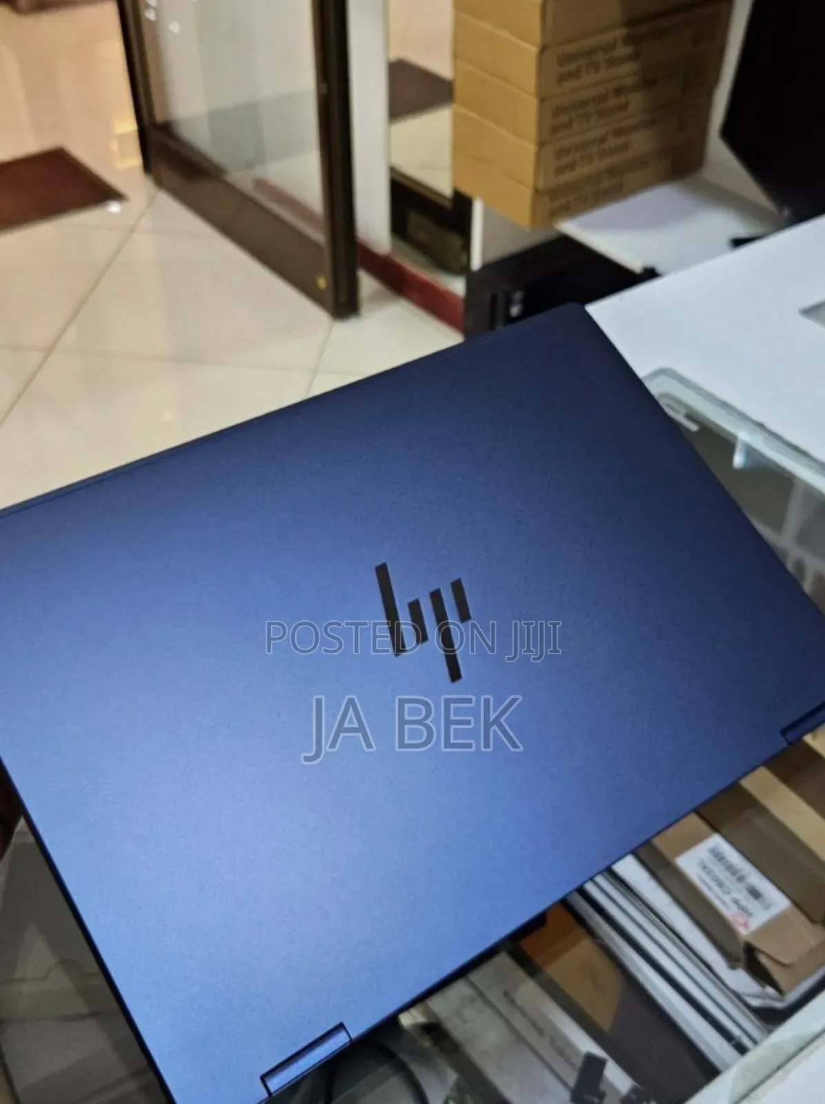 New Laptop HP OmniBook X Flip 14" 16GB Intel Core 7 SSD 1T