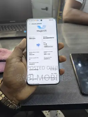 Photo - New Honor Magic6 256 GB Blue