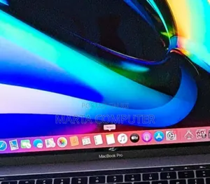 New Laptop Apple MacBook Pro 2019 32GB Intel Core I9 SSD 512GB