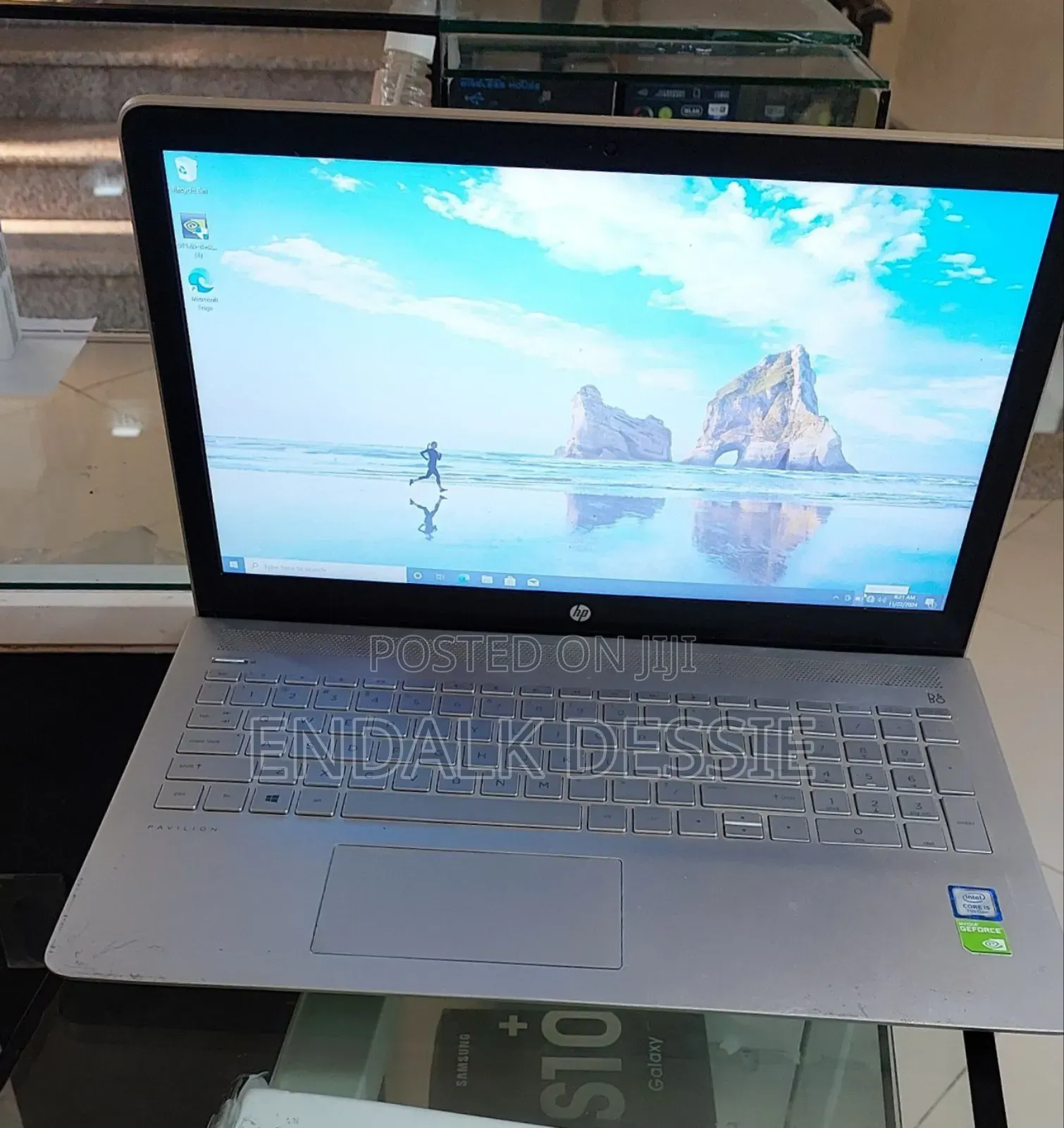 New Laptop HP Pavilion 15 8GB Intel Core I5 HDD 1T