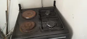 Kumtel 2 Electric + 2 Gas Stoves With an Oven