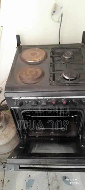 Kumtel 2 Electric + 2 Gas Stoves With an Oven