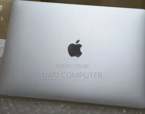 New Laptop Apple MacBook 2018 8GB Intel Core I5 SSD 128GB