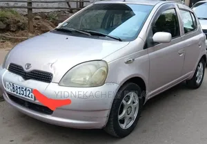 Photo - Toyota Corolla 2021