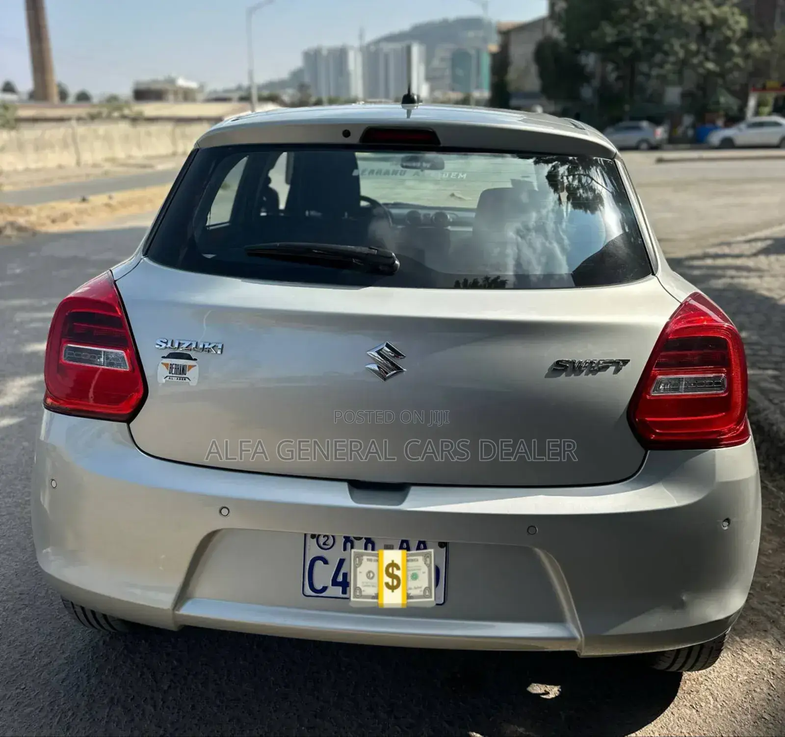 Suzuki Swift 2022 Silver