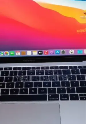 Photo - New Laptop Apple MacBook Air 2018 8GB Intel Core I5 SSD 128GB