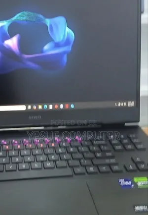 Photo - New Laptop HP Omen 17 32GB Intel Core I9 SSD 2T