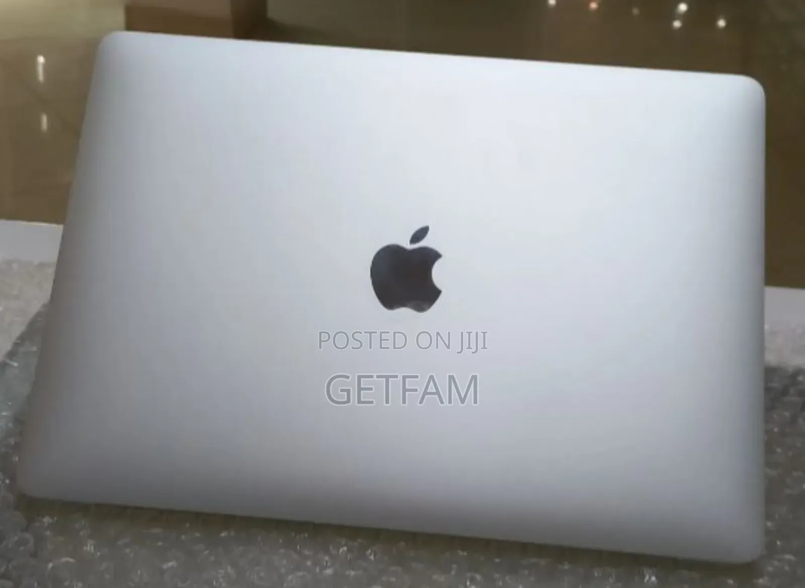 New Laptop Apple MacBook 2018 8GB Intel Core I5 SSD 128GB