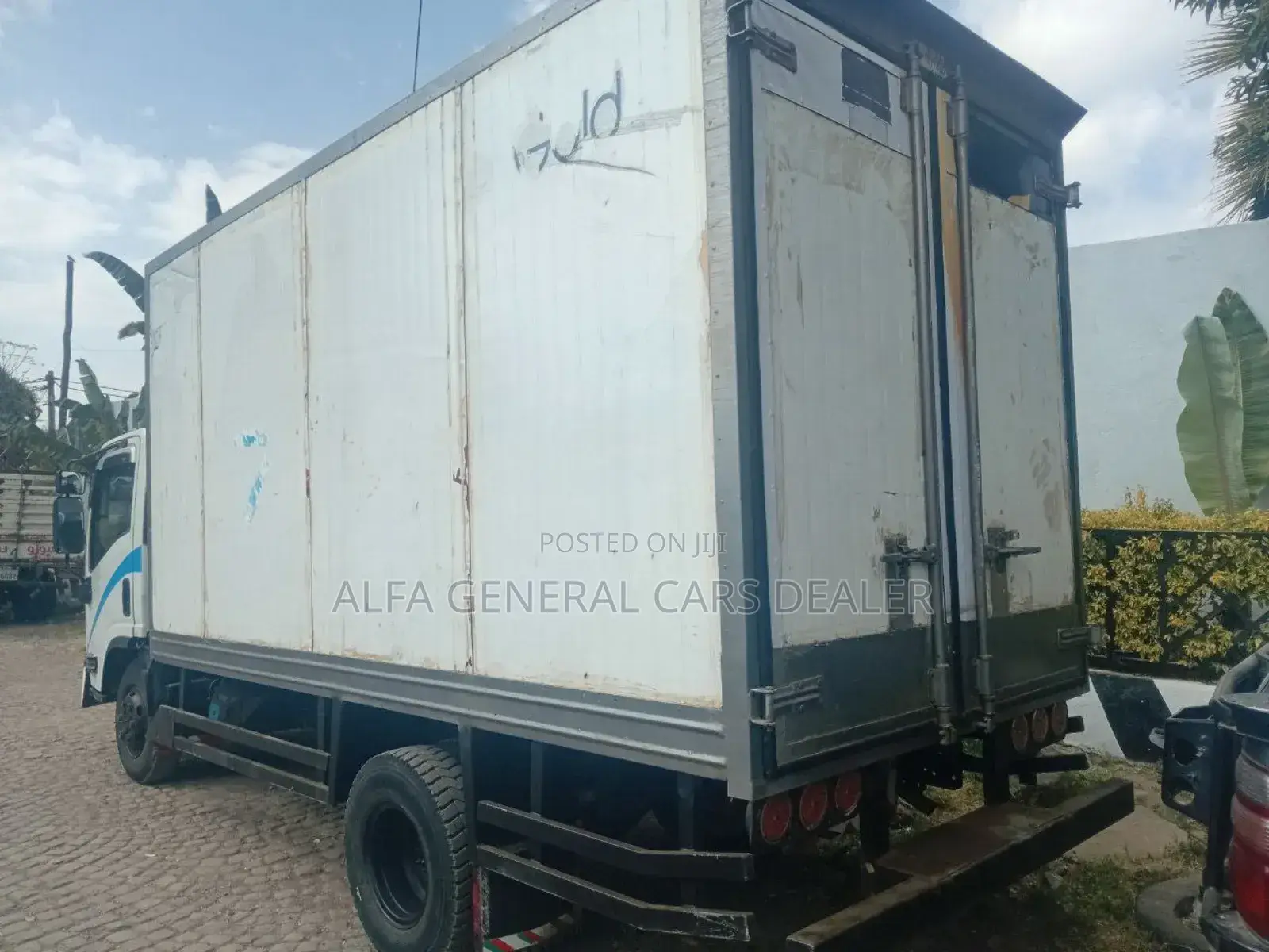 2016 ሞዴል Isuzu ኮንቴነር አሪፍ ይዞታ