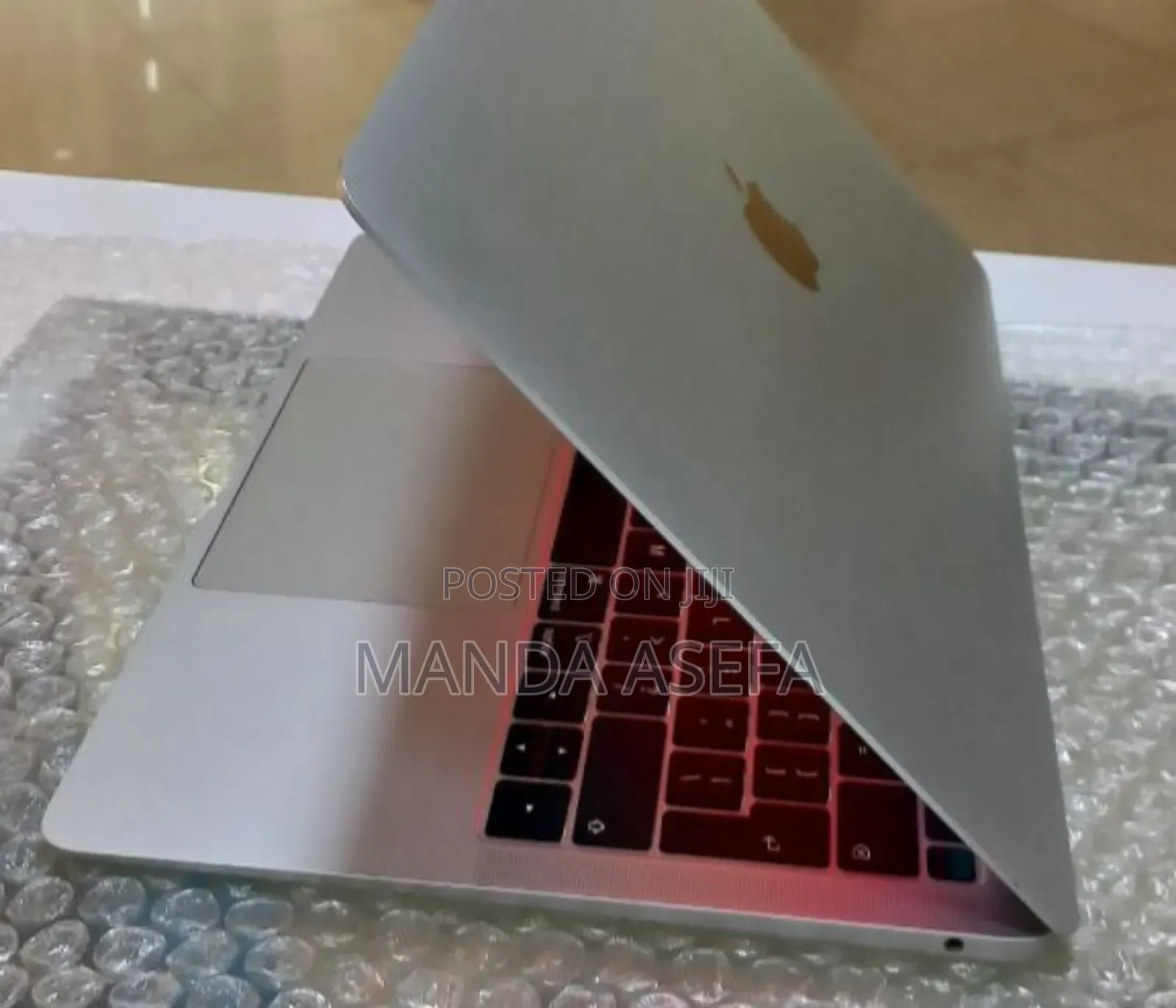 New Laptop Apple MacBook 2010 8GB Intel Core I7 SSD 128GB